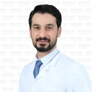 Op. Dr. Metin Süleymanzade — Göz Hastalıkları, Küçükçekmece, İstanbul. Portre fotoğrafı.