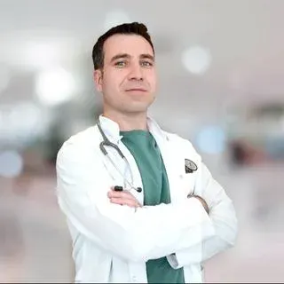 Op. Dr. Serdar Şengül — Kulak Burun Boğaz, Karabük. Portre fotoğrafı.