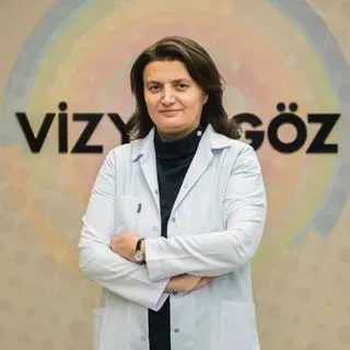 Doç. Dr. Hatice Daldal — Göz Hastalıkları. Portre fotoğrafı.