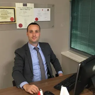 Doç. Dr. Kemal Özülken profilinde yer alan galeri fotoğrafı.