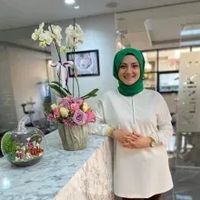 Dt. Merve Kaplan — Diş Hekimi, İstanbul. Portre fotoğrafı.