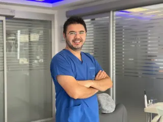 Dr. Dt. Mehmet Ali Karabel profilinde yer alan galeri fotoğrafı.