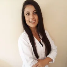Dyt. Özlem Horoz — Diyetisyen, Hatay. Portre fotoğrafı.