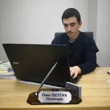 Fzt. Ömer Öztürk — Fizyoterapi Ve Rehabilitasyon, Kütahya. Portre fotoğrafı.