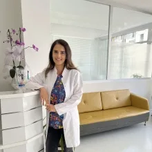 Uzm. Dt. Şeyma Gündoğdu — İstanbul. Portre fotoğrafı.