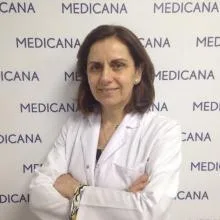 Uzm. Dr. A. Sevil Sarıkaya — Çocuk Endokrinolojisi, Bahçelievler, İstanbul. Portre fotoğrafı.