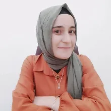 Psk. Dan. Aynur Temüroğlu — Psikolojik Danışma ve Rehberlik, İstanbul. Portre fotoğrafı.