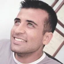 Dt. İlyas Erkut Yılmaz — Diş Hekimi, Mersin. Portre fotoğrafı.