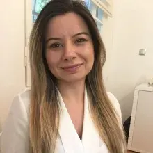 Kl. Psk. Ebru Berberoğlu — Psikoloji, Denizli. Portre fotoğrafı.