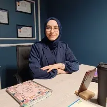 Dyt. Büşra Nur Türkmenoğlu — Diyetisyen, Van. Portre fotoğrafı.