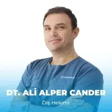 Dt. Ali Alper Cander — Diş Hekimi, Antalya. Portre fotoğrafı.