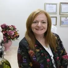 Prof. Dr. Vahide Baysal Akkaya — Dermatoloji, Isparta. Portre fotoğrafı.