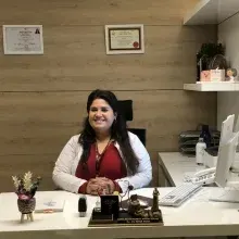 Op. Dr. Özge Özer — Kadın Hastalıkları Ve Doğum, Keçiören, Ankara. Portre fotoğrafı.