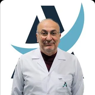 Prof. Dr. Mustafa Kemal Atikeler — Üroloji, Keçiören, Ankara. Portre fotoğrafı.