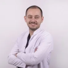 Uzm. Dr. Ahmet Çalışkan — Kadıköy, İstanbul. Portre fotoğrafı.