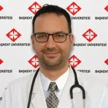 Doç. Dr. Ali Çoner — Kardiyoloji, Antalya. Portre fotoğrafı.