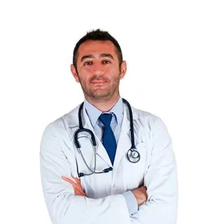 Op. Dr. Selim Karataş — Kadın Hastalıkları Ve Doğum, Konyaaltı, Antalya. Portre fotoğrafı.