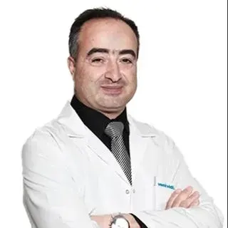 Op. Dr. A. Serhan Gazyağcı — Göz Hastalıkları, Çankaya, Ankara. Portre fotoğrafı.