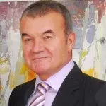 Uzm. Dr. Muzaffer S. Toklu — Fiziksel Tıp Ve Rehabilitasyon, Bakırköy, İstanbul. Portre fotoğrafı.