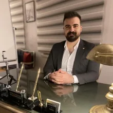 Psk. Barış Gamsızoğlu — Psikoloji. Portre fotoğrafı.