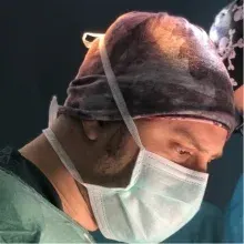 Doç. Dr. Erman Alçı — Genel Cerrahi, Balıkesir. Portre fotoğrafı.