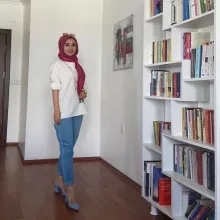 Kl. Psk. Özlem Ölmez — Van. Portre fotoğrafı.