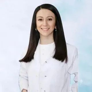Op. Dr. Esra Söylemez — Kadın Hastalıkları Ve Doğum, Bandırma, Balıkesir. Portre fotoğrafı.