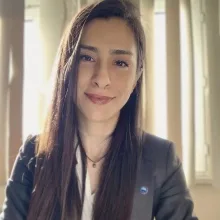 Psk. Dan. Seda Sönmez — Psikolojik Danışma ve Rehberlik. Portre fotoğrafı.