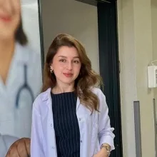 Dyt. Elif Çakar — Diyetisyen, İstanbul. Portre fotoğrafı.