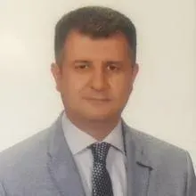 Prof. Dr. Levent Cansever — Göğüs Cerrahisi, Zeytinburnu, İstanbul. Portre fotoğrafı.