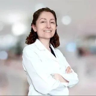 Op. Dr. Hatice Başar — Kadın Hastalıkları Ve Doğum, Karabük. Portre fotoğrafı.