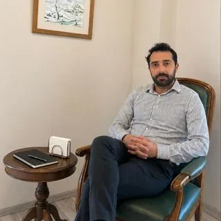 Psk. Ömer Bilgiç — Psikoloji, Eskişehir. Portre fotoğrafı.
