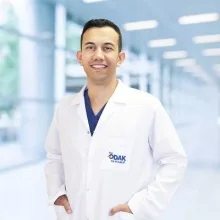 Op. Dr. Murat Gencer — Kulak Burun Boğaz, Denizli. Portre fotoğrafı.