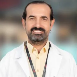 Dr. Öğr. Üyesi Levent Arslan — Ortopedi Ve Travmatoloji, Küçükçekmece, İstanbul. Portre fotoğrafı.