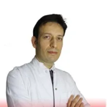 Op. Dr. Fatih Hikmet Candaş — Göğüs Cerrahisi, Şişli, İstanbul. Portre fotoğrafı.