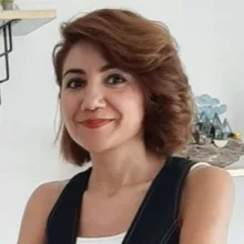 Uzm. Dr. Mihriban Keleş — Çocuk ve Ergen Psikiyatrisi, İstanbul. Portre fotoğrafı.