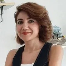 Uzm. Dr. Mihriban Keleş — Çocuk ve Ergen Psikiyatrisi, İstanbul. Portre fotoğrafı.