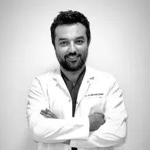 Dr. Dt. Mustafa Çakır — Çanakkale. Portre fotoğrafı.