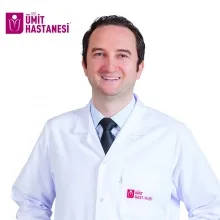 Op. Dr. Murat Şenol — Kadın Hastalıkları Ve Doğum, Tepebaşı, Eskişehir. Portre fotoğrafı.