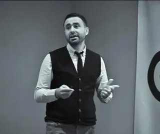 Doç. Dr. Mehmet Kaplan profilinde yer alan galeri fotoğrafı.
