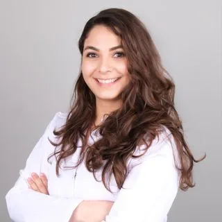Psk. Tuba Kapucuoğlu — Psikoloji. Portre fotoğrafı.