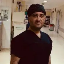Doç. Dr. Güray Toğral — Ortopedi Ve Travmatoloji, Yenimahalle, Ankara. Portre fotoğrafı.
