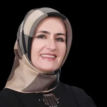 Dr. Rana Ecevit — İstanbul. Portre fotoğrafı.