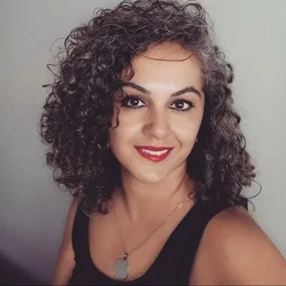 Aslı Aman Yalçıdere — Çanakkale. Portre fotoğrafı.