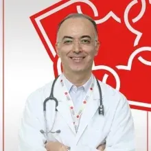 Uzm. Dr. Mete Öç — Kardiyoloji, Üsküdar, İstanbul. Portre fotoğrafı.