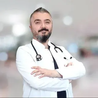 Uzm. Dr. Harun Aslan — İç Hastalıkları, Karabük. Portre fotoğrafı.