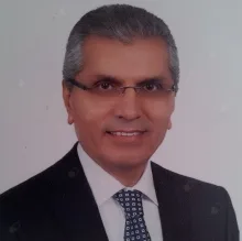 Prof. Dr. Peyami Cinaz — Çankaya, Ankara. Portre fotoğrafı.