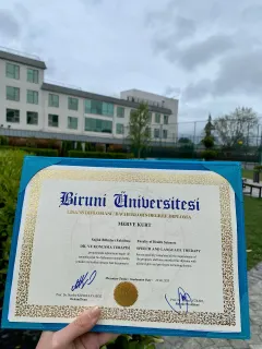 Dkt. Merve Kurt profilinde yer alan galeri fotoğrafı.