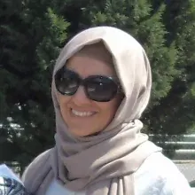 Uzm. Psk. Tülin Çizer — Psikoloji, İzmit, Kocaeli. Portre fotoğrafı.