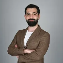 Kl. Psk. Oğuz Çakır — Psikoloji, İstanbul. Portre fotoğrafı.